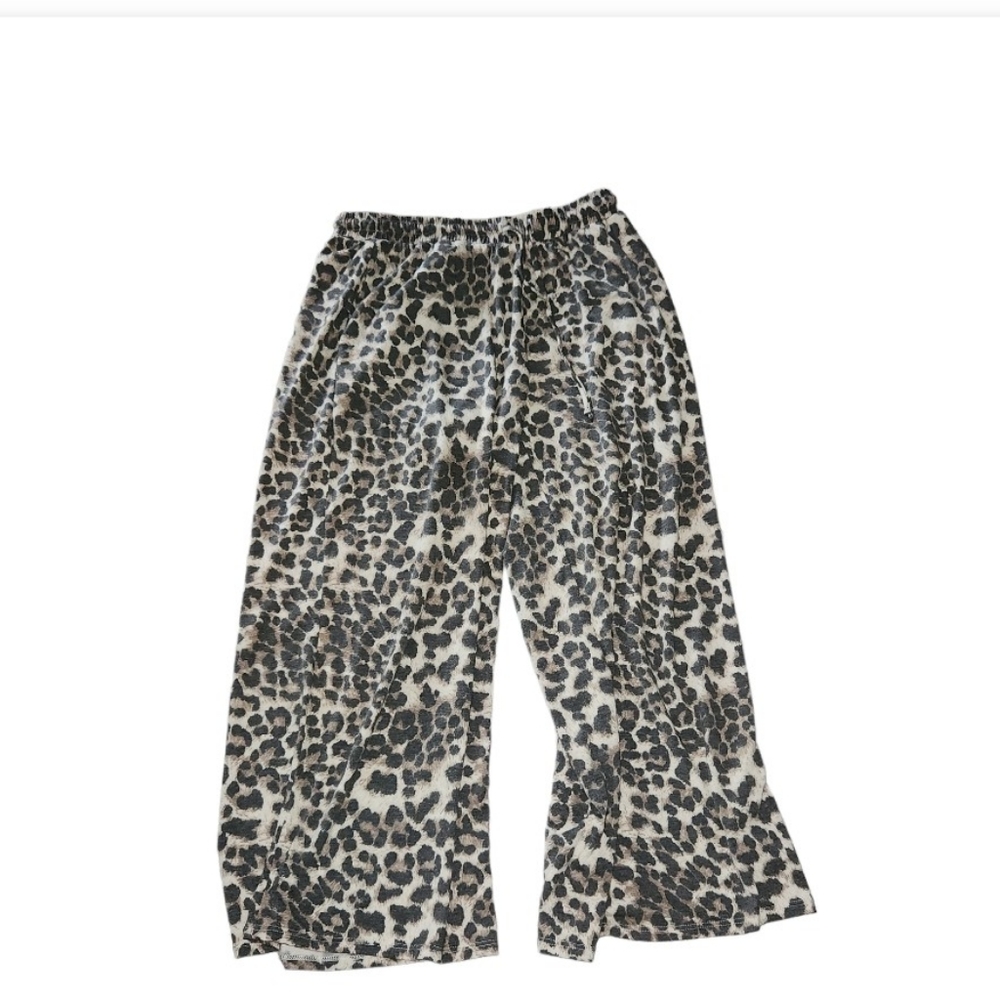 Leopard pants